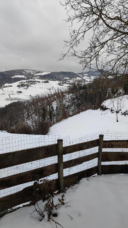 Obiekt B & B Casolara zimą