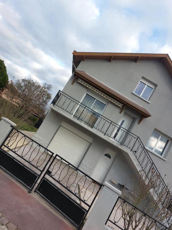 Balkón alebo terasa v ubytovaní Famille House 201