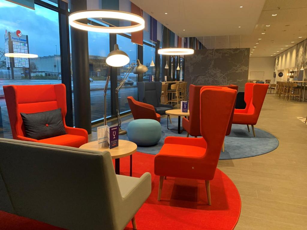 Posezení v ubytování Holiday Inn Express - Aarburg - Oftringen by IHG