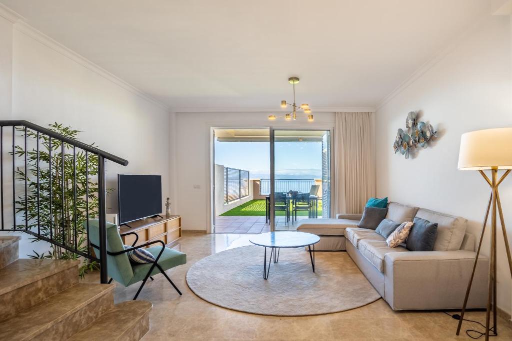 Posedenie v ubytovaní Home2Book Sea View & Design Duplex Los Gigantes