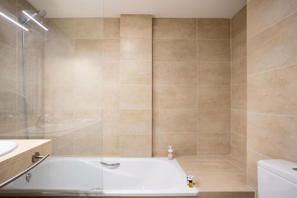 Kúpeľňa v ubytovaní Home2Book Sea View & Design Duplex Los Gigantes