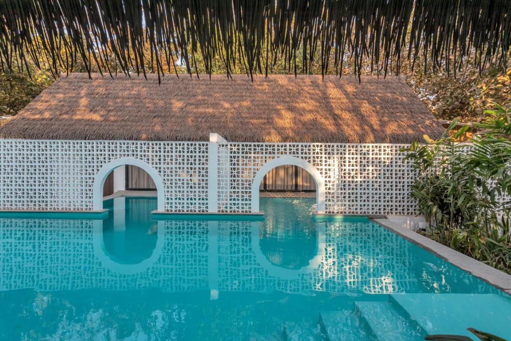 Bazén v ubytování OIA GOA - Private Pool nebo v jeho okolí