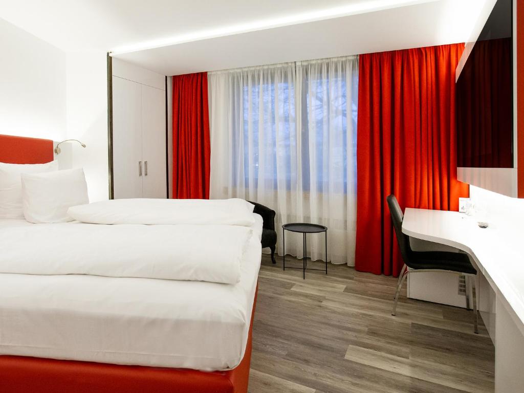DORMERO Hotel Düsseldorf - Resim 33