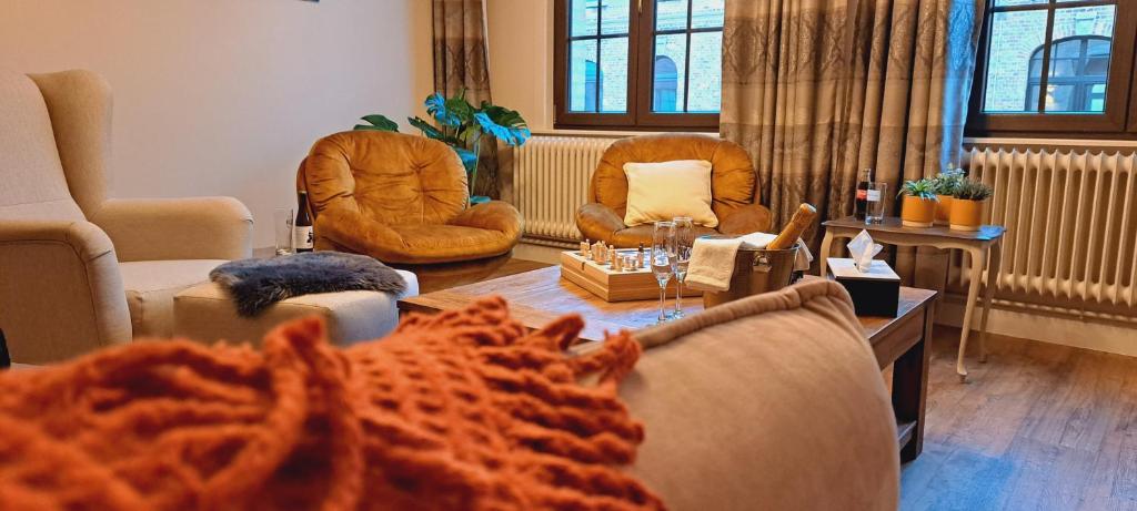 Posezení v ubytování The Newport Lodge - incl 3h Wellness & use Ebikes & breakfast
