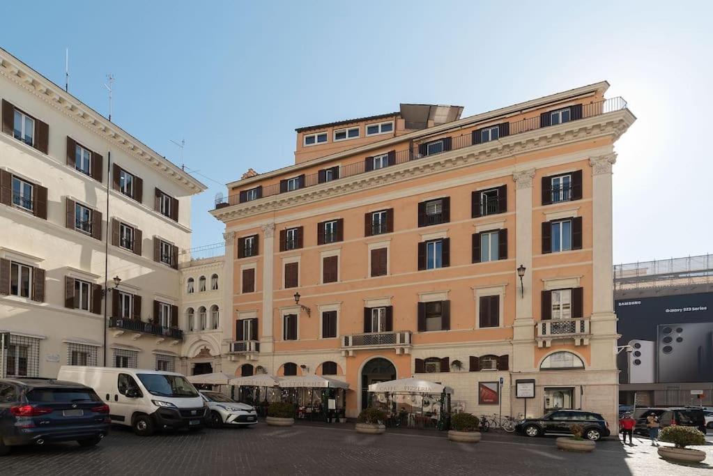 The building in which Az apartmant is located
