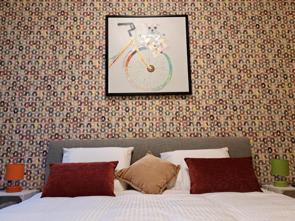 Postel nebo postele na pokoji v ubytování The Newport Lodge - incl 3h Wellness & use Ebikes & breakfast
