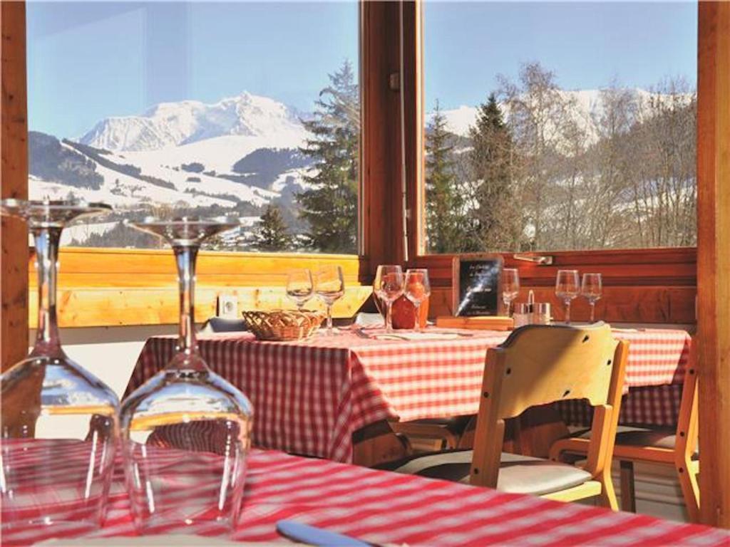 Fotografia z galérie ubytovania Exhilarating Les Chalets Du Prariand- 2 Rooms Apartment for 5 People v destinácii Megève
