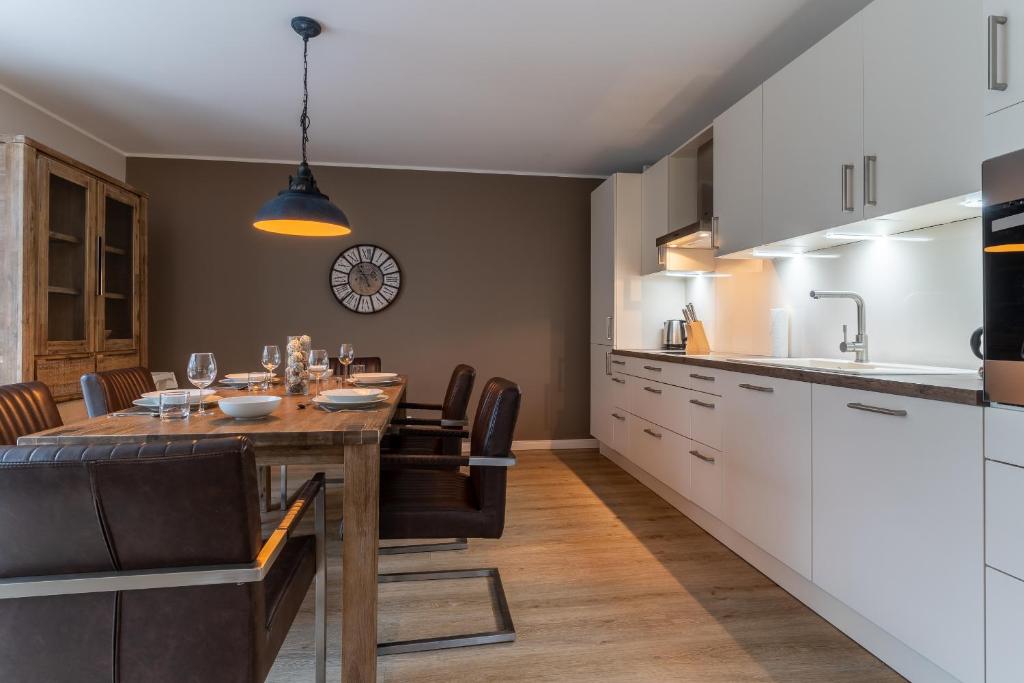 Kuchyň nebo kuchyňský kout v ubytování Haus Rückenwind Appartement 1 Rückenwind - Ording