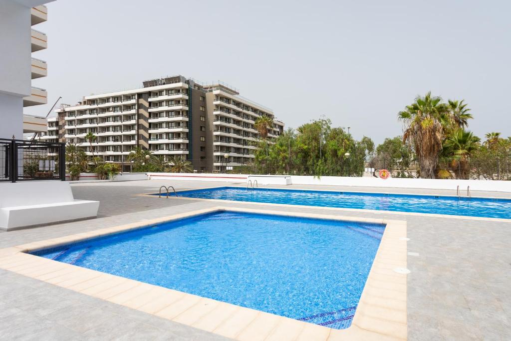Bazén v ubytování Home2Book Las Américas Apartment Terrace nebo v jeho okolí
