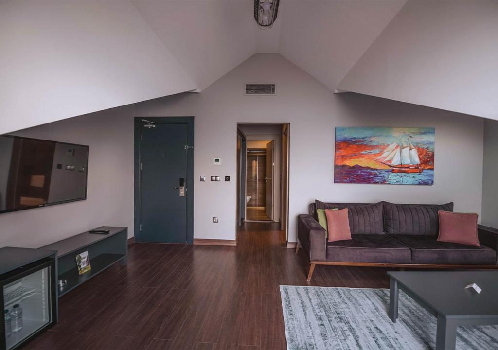 Peerless Villas Hotel - 9