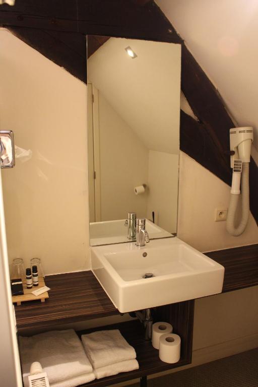 Koupelna v ubytování Amaryllis Hotel Veurne