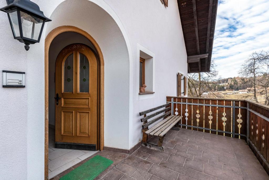 Balkón nebo terasa v ubytování Alpin Farm Birke - Oberweidacherhof