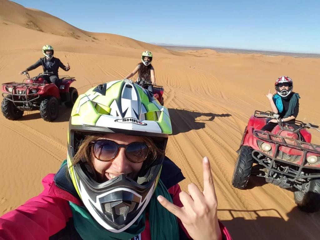 Hosté ubytování Khamlia Luxury Desert Camp