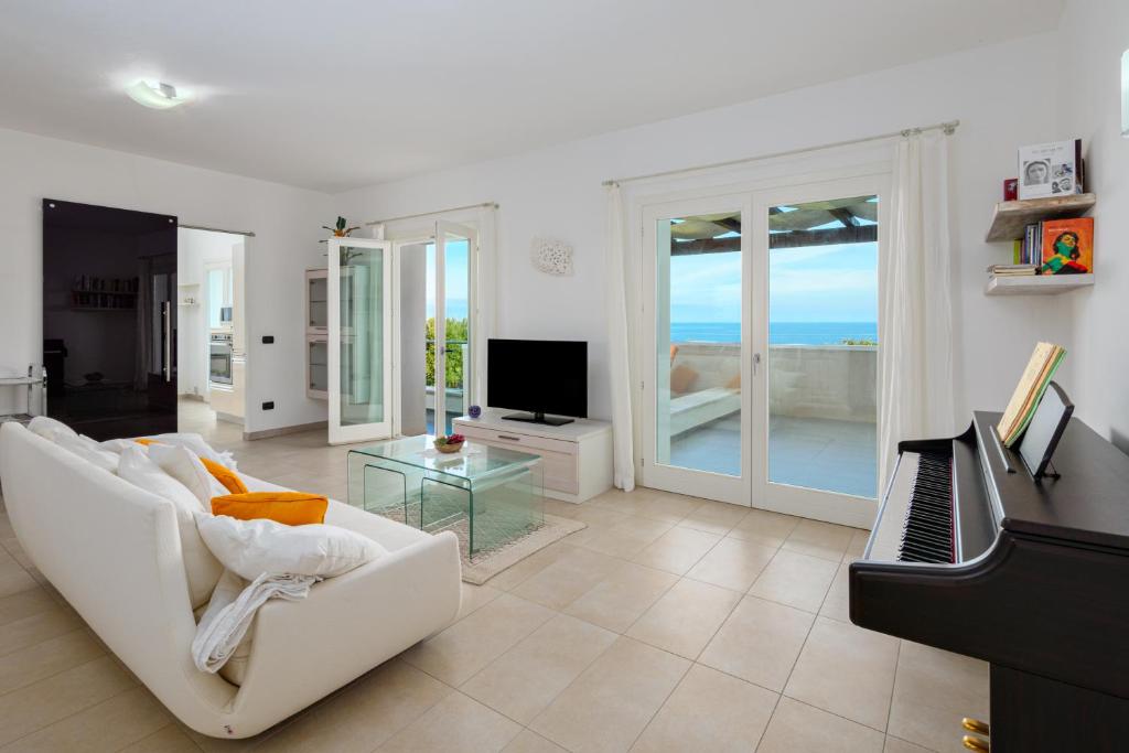 Villa Marconi Apartment 11, Golfo Aranci (updated prices 2024)