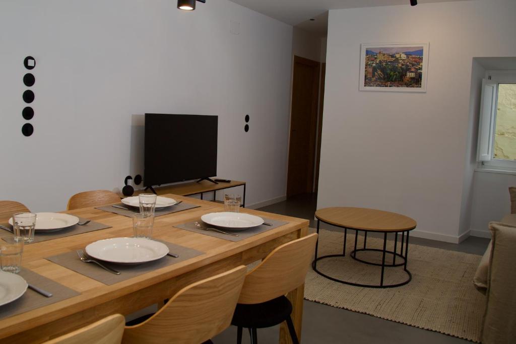Fotografia z galérie ubytovania Suite 201 - 2 Bedroom Suite in Amando Perez Suites v destinácii Ribadeo