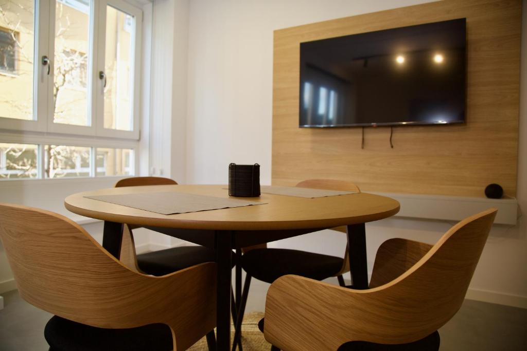 Fotografia z galérie ubytovania Suite 202 - 1 Bedroom Suite in Amando Perez Suites v destinácii Ribadeo