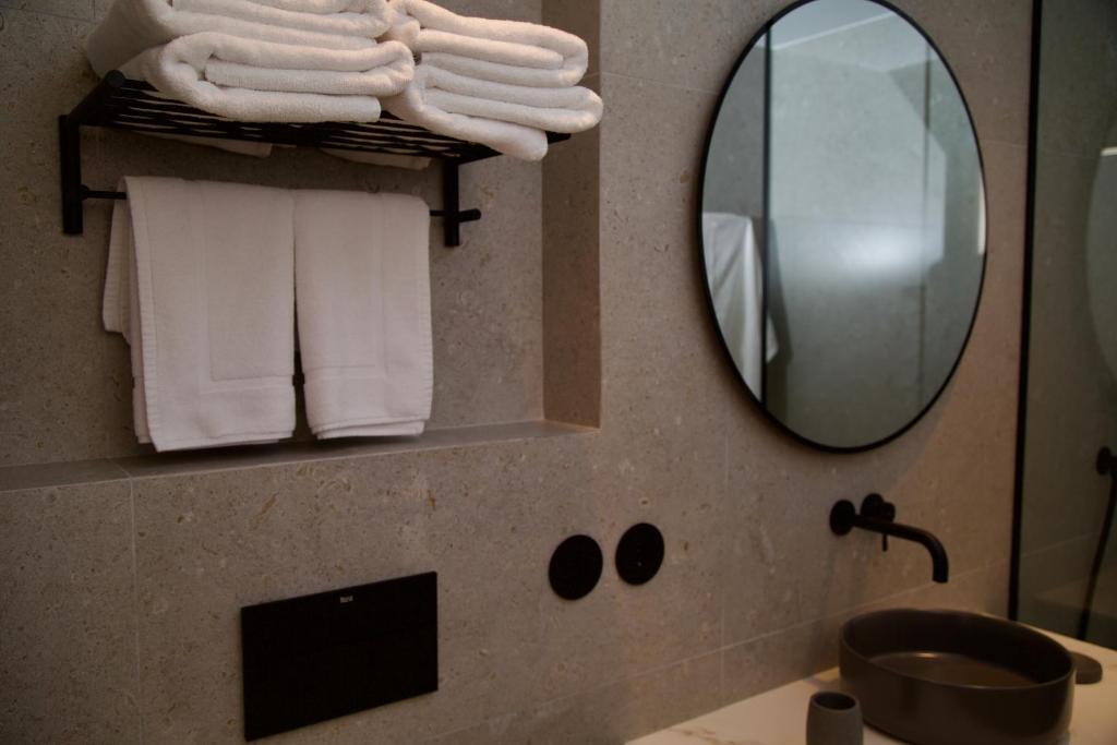 Fotografia z galérie ubytovania Suite 201 - 2 Bedroom Suite in Amando Perez Suites v destinácii Ribadeo