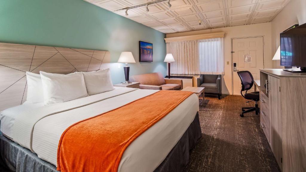 Best Western Inn Tooele - King Room With Sofa Bed