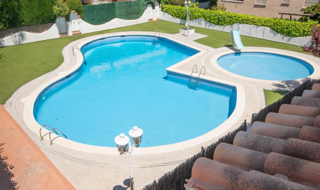 Swimmingpoolen hos eller tæt på R142 Manila Resort central