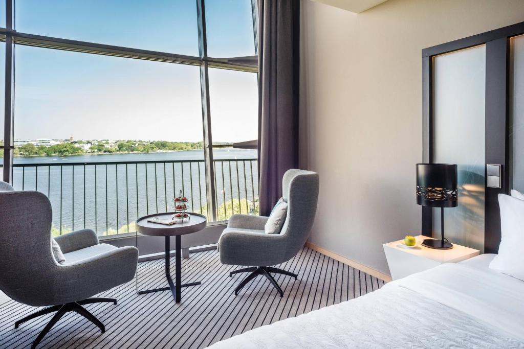 Le Méridien Hamburg - Resim 15