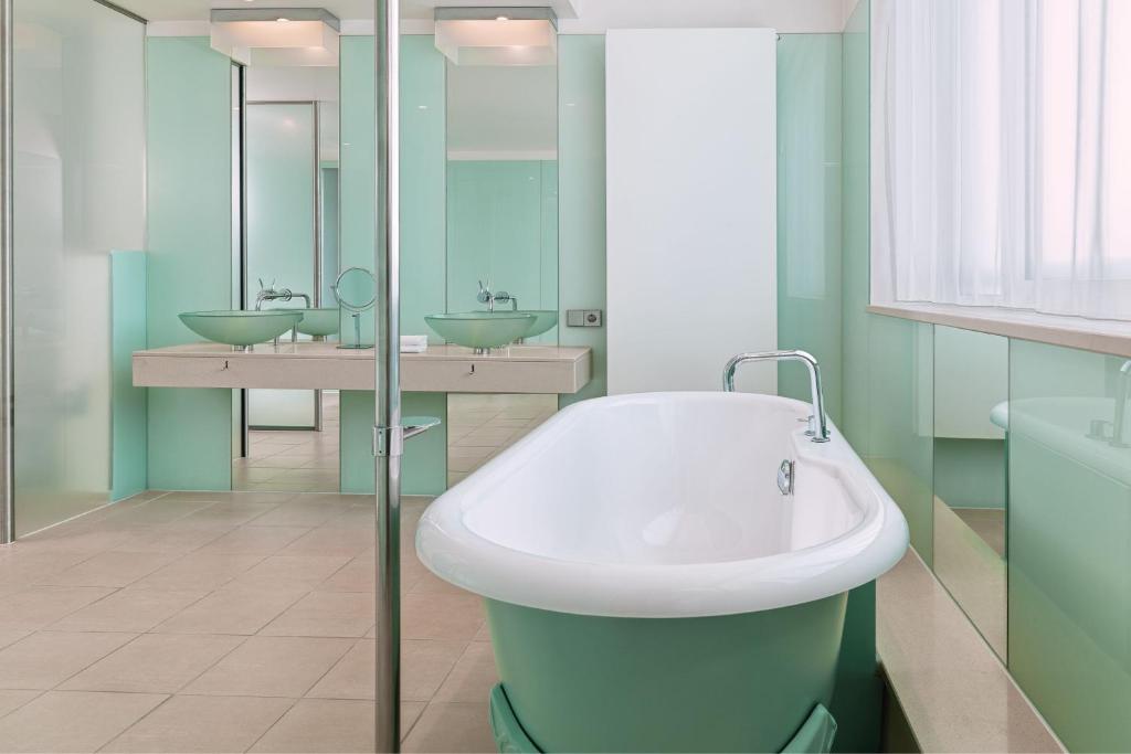 Le Méridien Hamburg - Resim 26