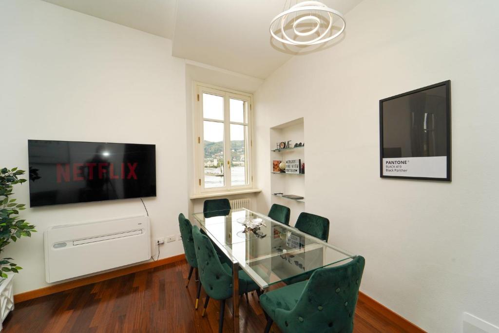 Appartamento esclusivo fronte lago, in centro a Como con garage - 12