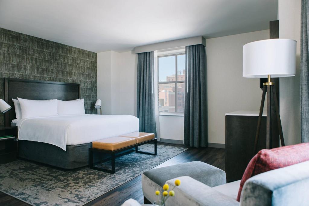 Marriott St. Louis Grand - 