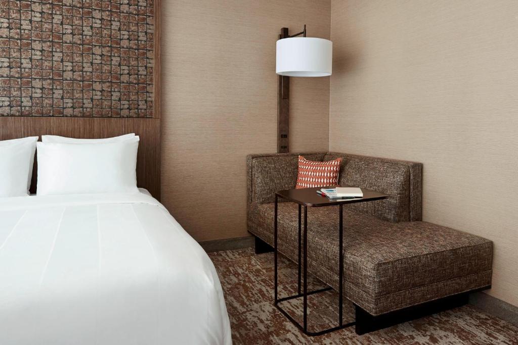 Chicago Marriott Southwest at Burr Ridge - Habitación Para Huéspedes Con Dos Camas Queen