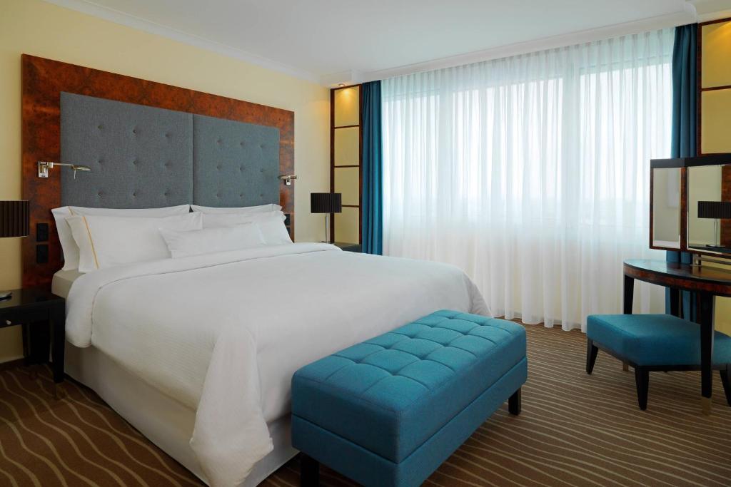 The Westin Grand Munich - Resim 16