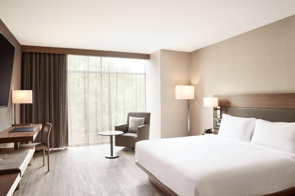 AC Hotel by Marriott Atlanta Perimeter photo