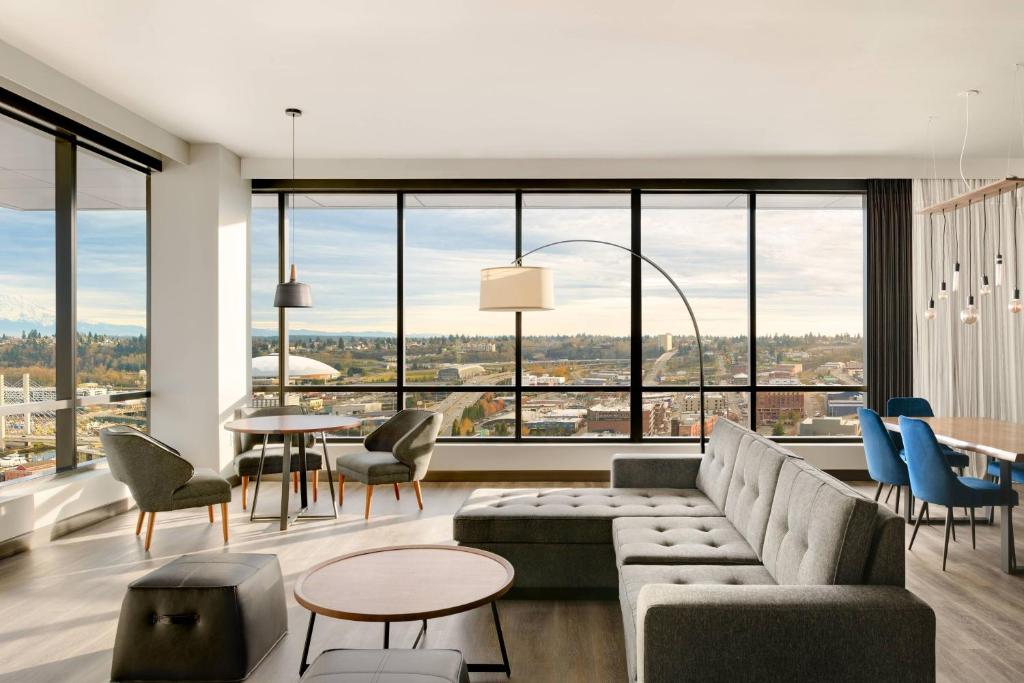 Posezení v ubytování Marriott Tacoma Downtown