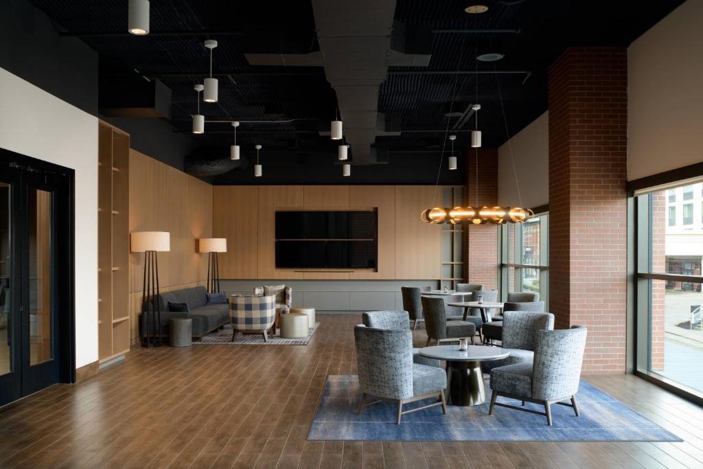 Posezení v ubytování Marriott Tacoma Downtown