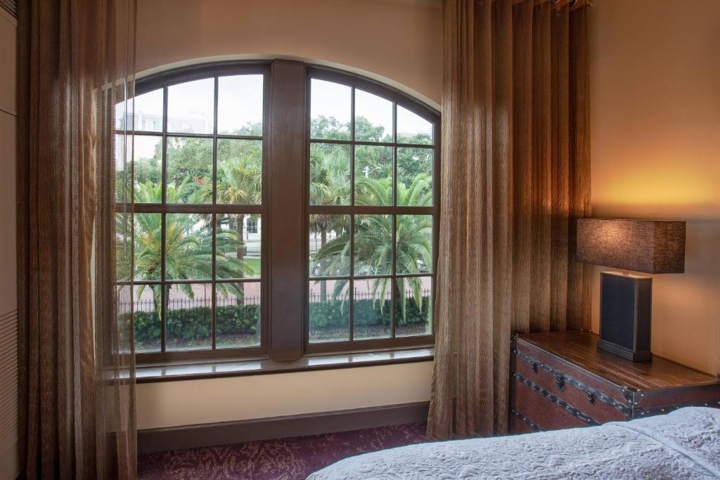 The Bohemian Hotel Savannah Riverfront, Autograph Collection - King With Historic View
