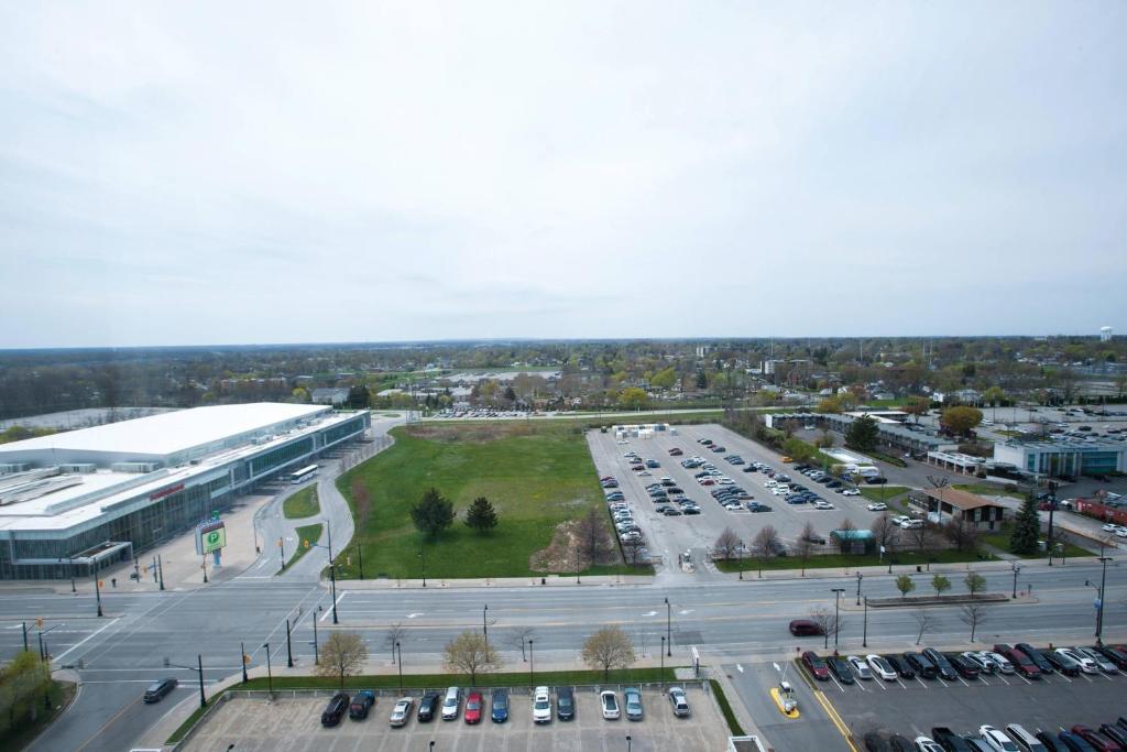Niagara Falls Marriott on the Falls - Resim 36