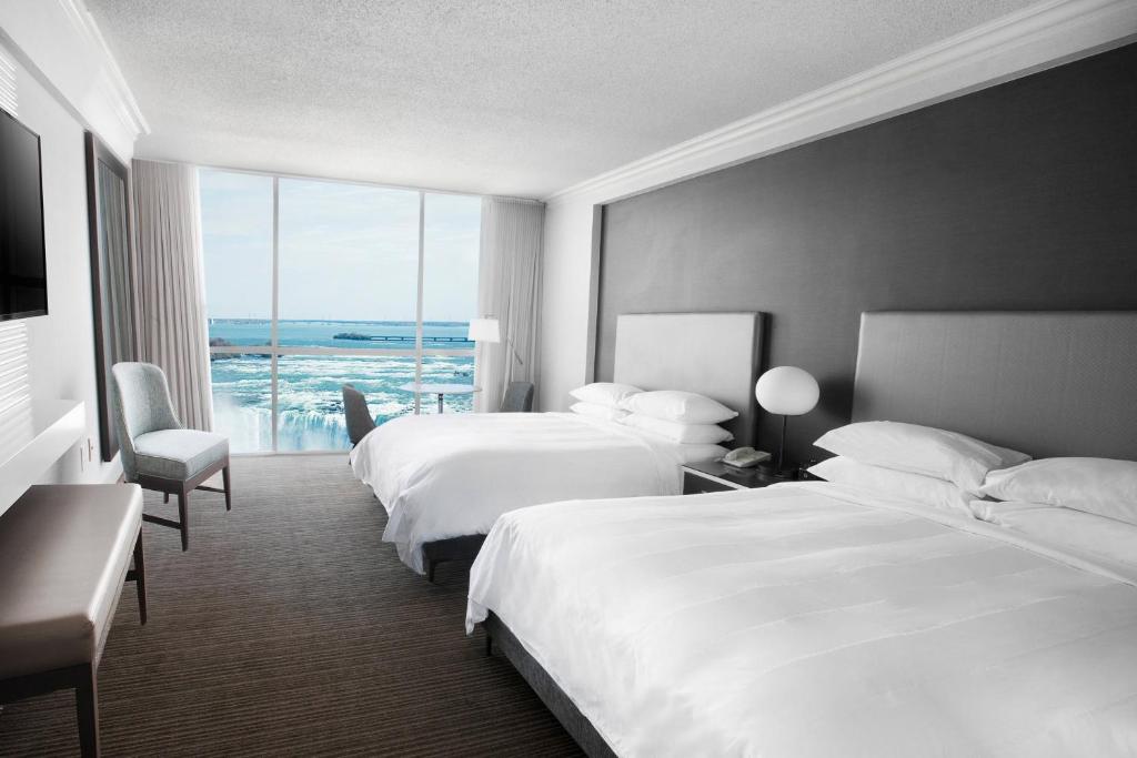 Niagara Falls Marriott on the Falls - Resim 14