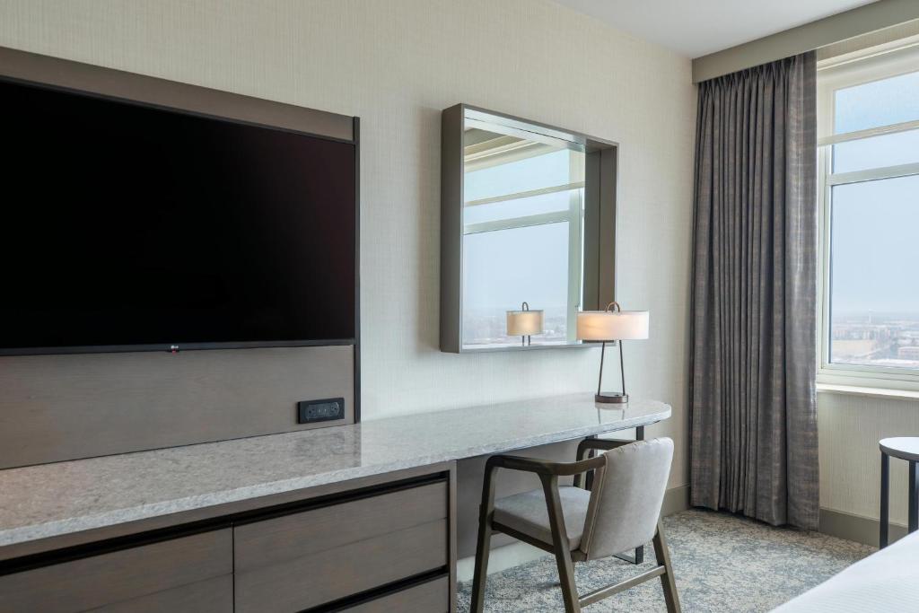 The Westin Chicago Lombard - King Room