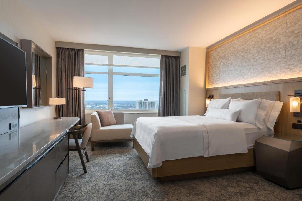The Westin Chicago Lombard - Queen Room