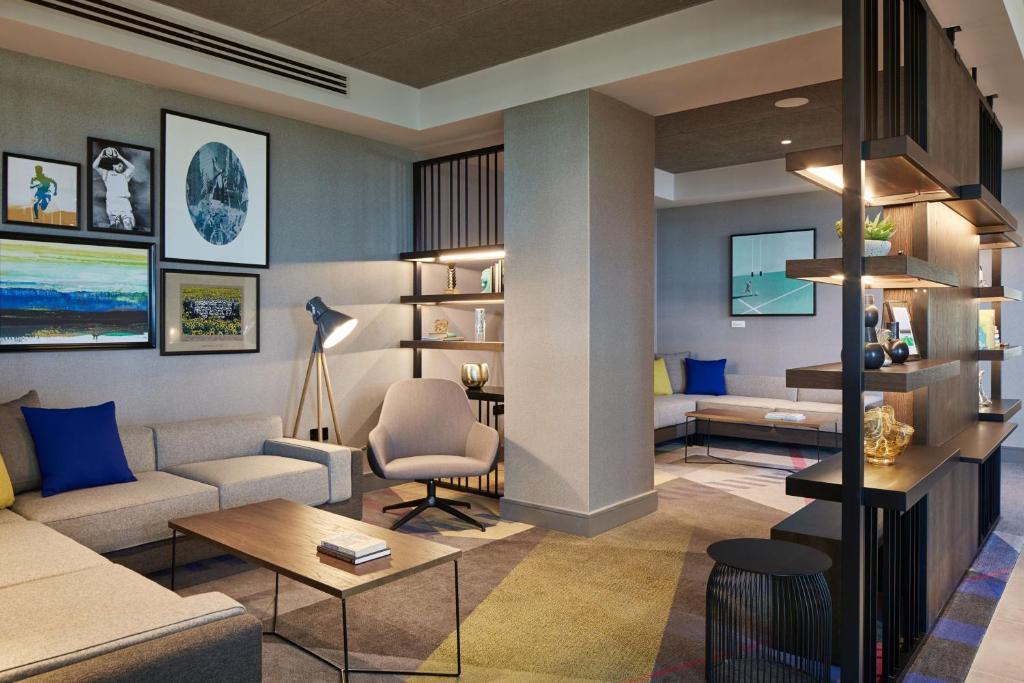 Courtyard by Marriott Exeter Sandy Park - Resim 16