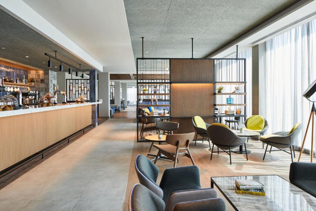 Courtyard by Marriott Exeter Sandy Park - Resim 19