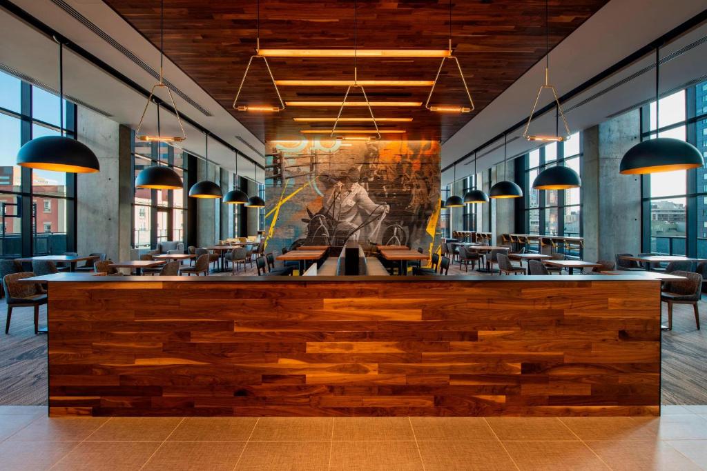 Restaurace v ubytování Residence Inn by Marriott Calgary Downtown/Beltline District
