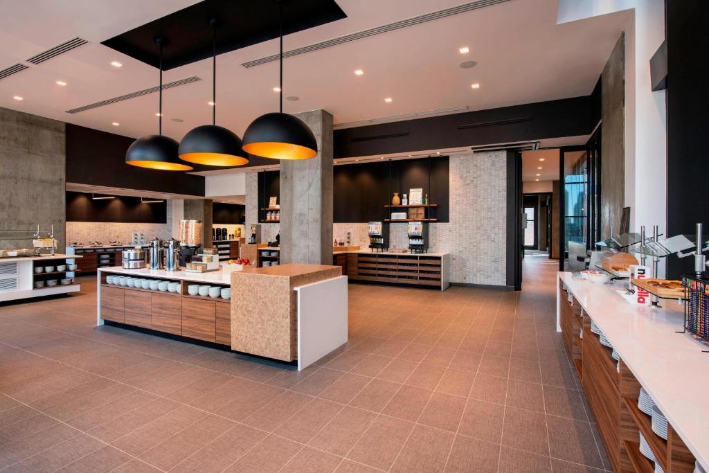 Kuchyň nebo kuchyňský kout v ubytování Residence Inn by Marriott Calgary Downtown/Beltline District