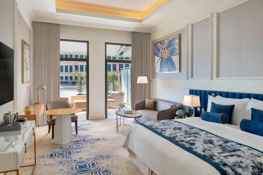 Grand Deluxe King Room with Sea View and Terrace