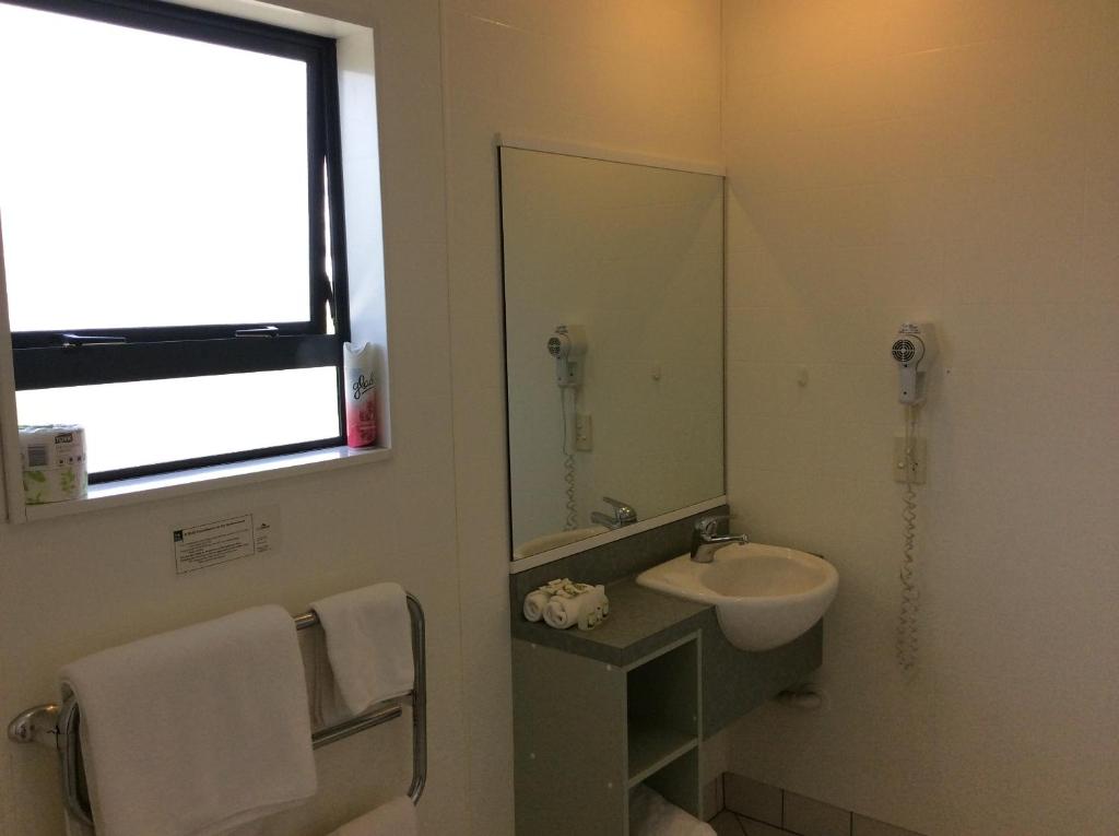 A'Abode Motor Lodge - Resim 28