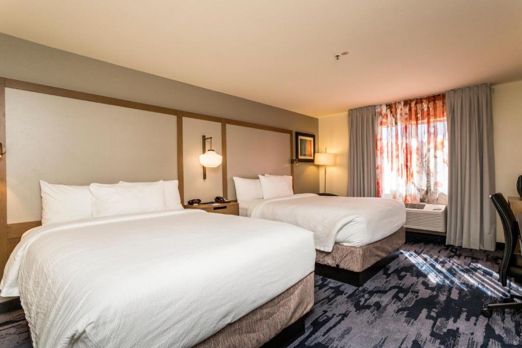 Postel nebo postele na pokoji v ubytování Fairfield Inn St. George