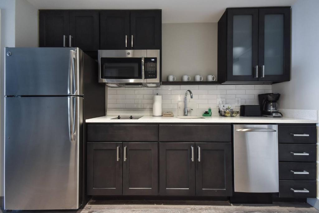 Residence Inn by Marriott Myrtle Beach Oceanfront - King Studio Suite Avec Canapé-lit Et Balcon