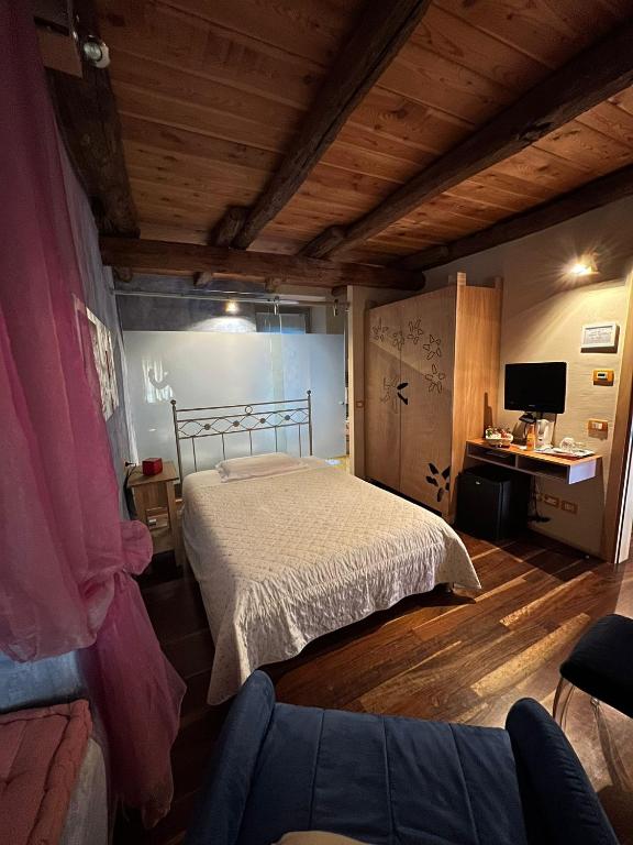 LA CASETTA NEI COLLI - 10