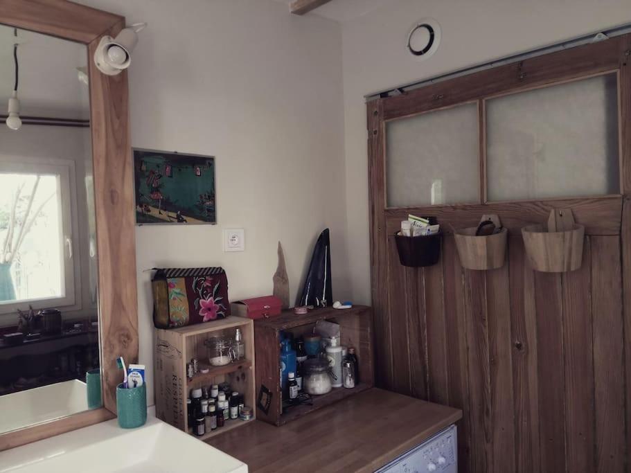 Fotografia z galérie ubytovania Maison douce et atypique avec son jardin à Tours v destinácii Tours