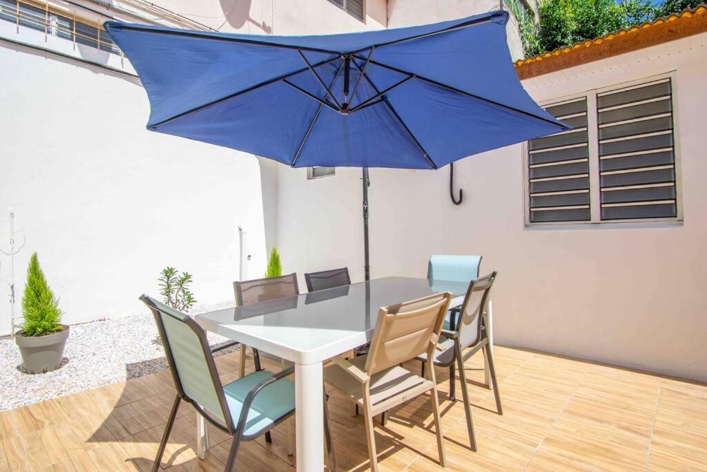 Patio nebo venkovní prostory v ubytování Le Camélia - Gîte "Terre et Truffes"