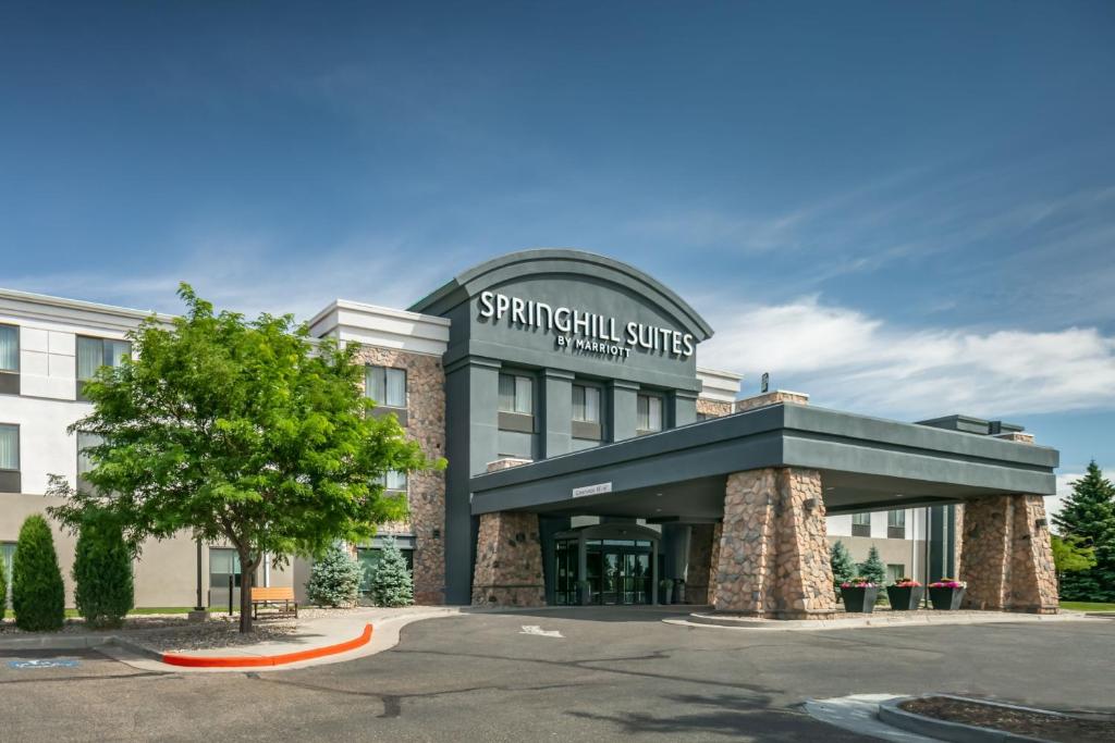 eine Darstellung der Springhill-Suiten in einem Gebäude in der Unterkunft SpringHill Suites by Marriott Cheyenne in Cheyenne