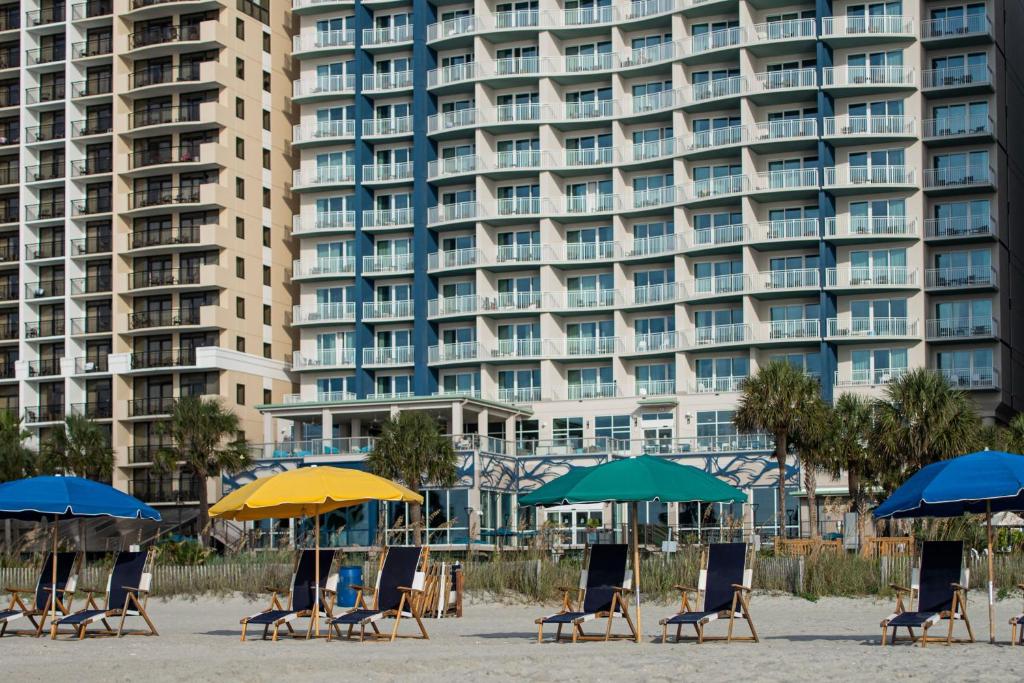 Ein Strand an oder in der Nähe des Hotels